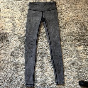 Lululemon leggings